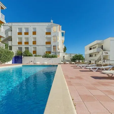 V019 - Las Rocas Apartment *